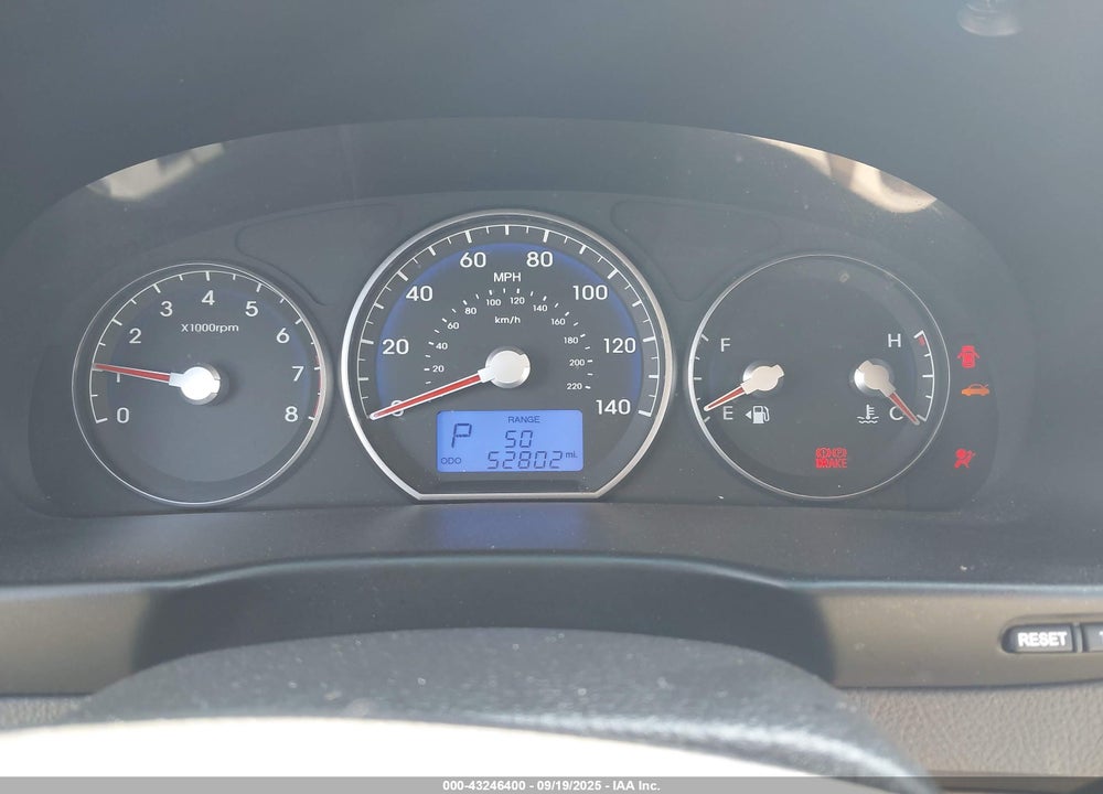 2012 HYUNDAI SANTA FE LIMITED V6 VIN: 5XYZKDAG2CG148931