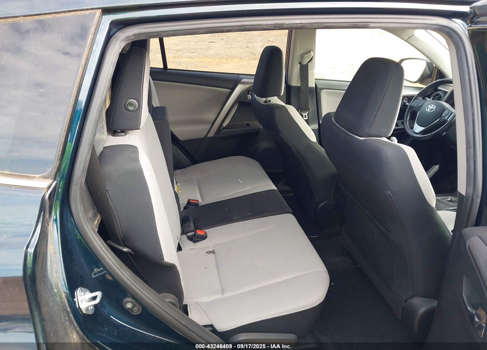 2018 TOYOTA RAV4 VIN: JTMRFREV9JJ735876
