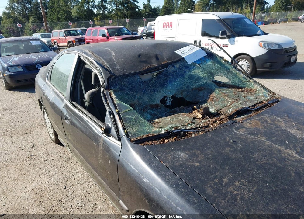 1997 HONDA ACCORD LX VIN: 1HGCD5635VA220267