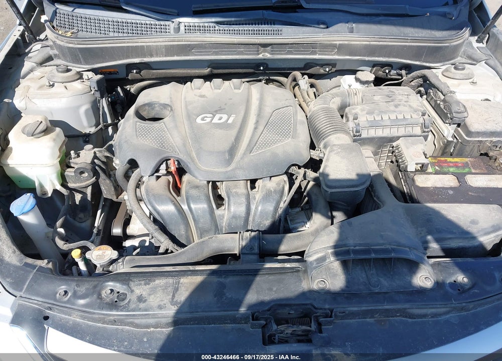 2014 HYUNDAI SONATA VIN: 5NPEB4AC3EH924250