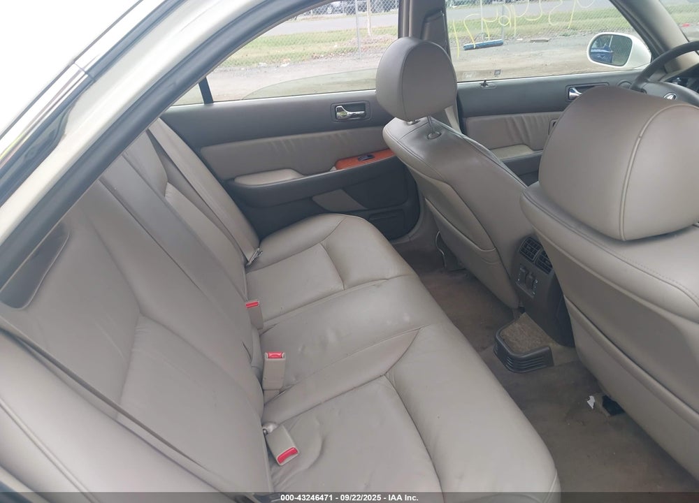 2004 ACURA RL 3.5 VIN: JH4KA96654C007440