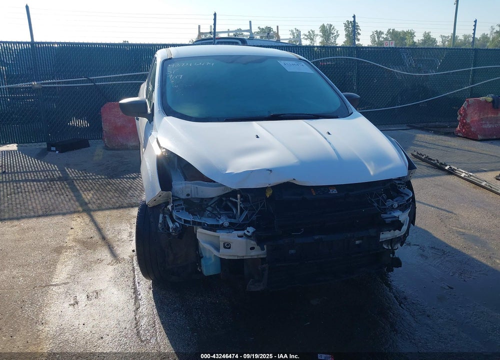 2014 FORD ESCAPE VIN: 1FMCU0F75EUE07670