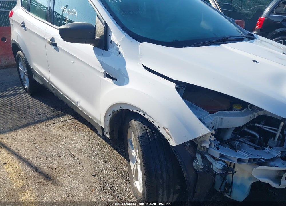 2014 FORD ESCAPE VIN: 1FMCU0F75EUE07670