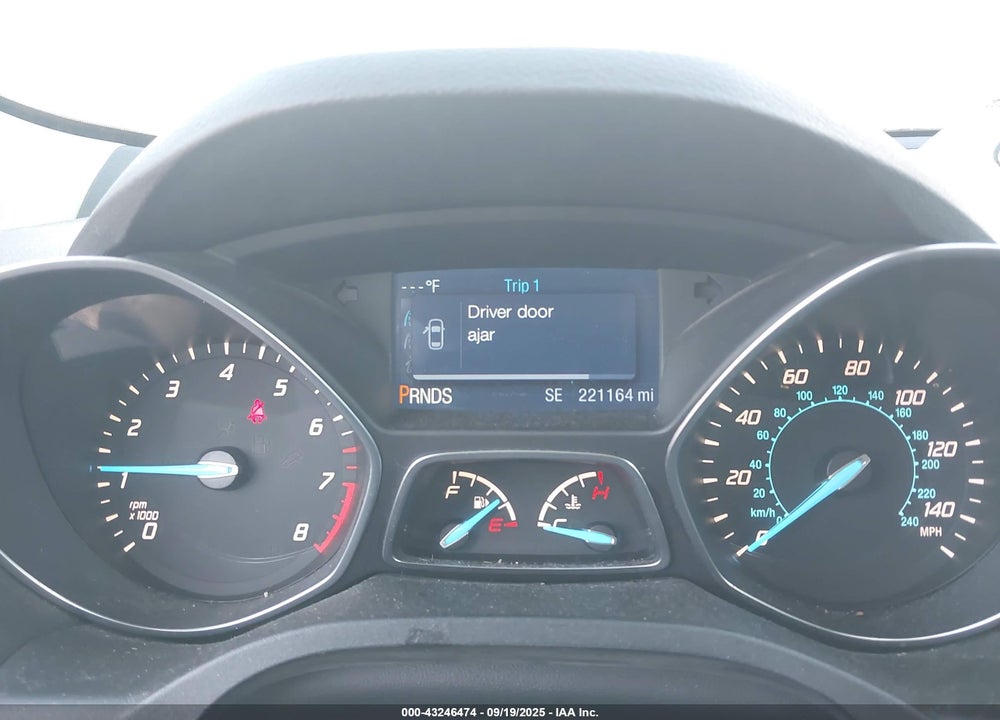 2014 FORD ESCAPE VIN: 1FMCU0F75EUE07670