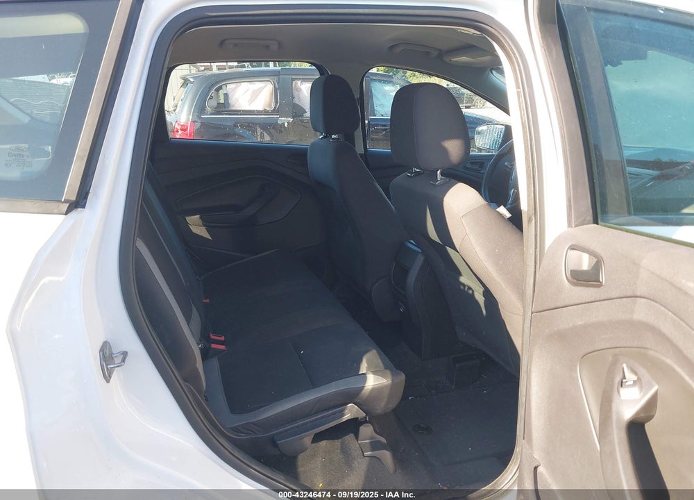 2014 FORD ESCAPE VIN: 1FMCU0F75EUE07670