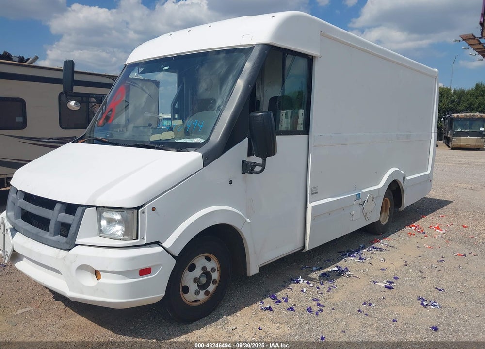2014 ISUZU COMMERCIAL VAN VIN: JALB4T176E7W00111