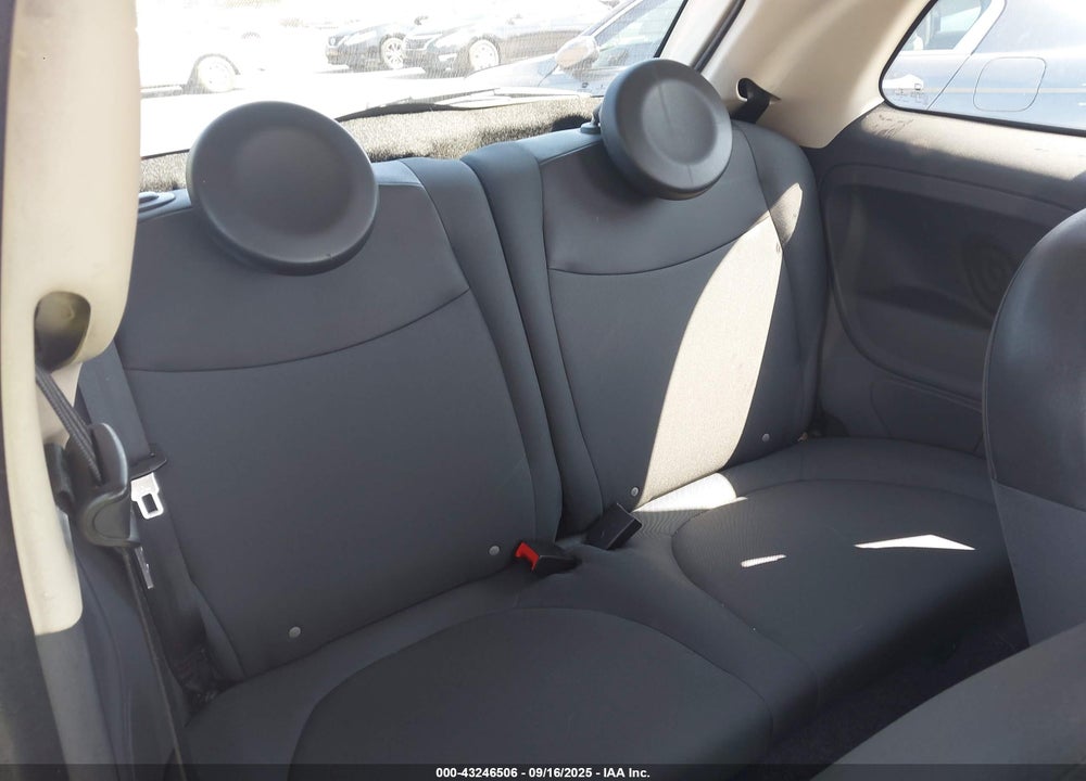 2015 FIAT 500 VIN: 3C3CFFARXFT623962