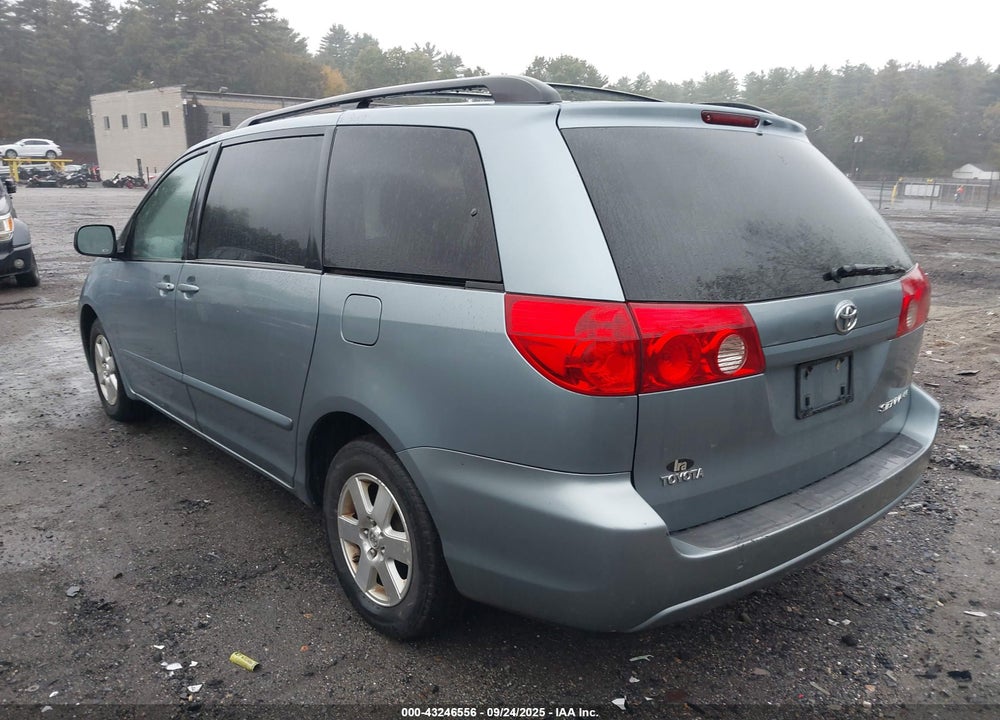 2010 TOYOTA SIENNA CE/LE VIN: 5TDKK4CC8AS324618