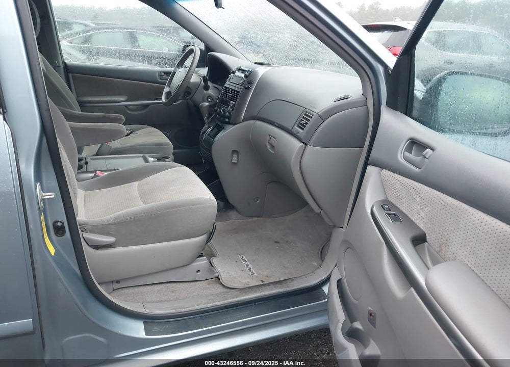 2010 TOYOTA SIENNA CE/LE VIN: 5TDKK4CC8AS324618