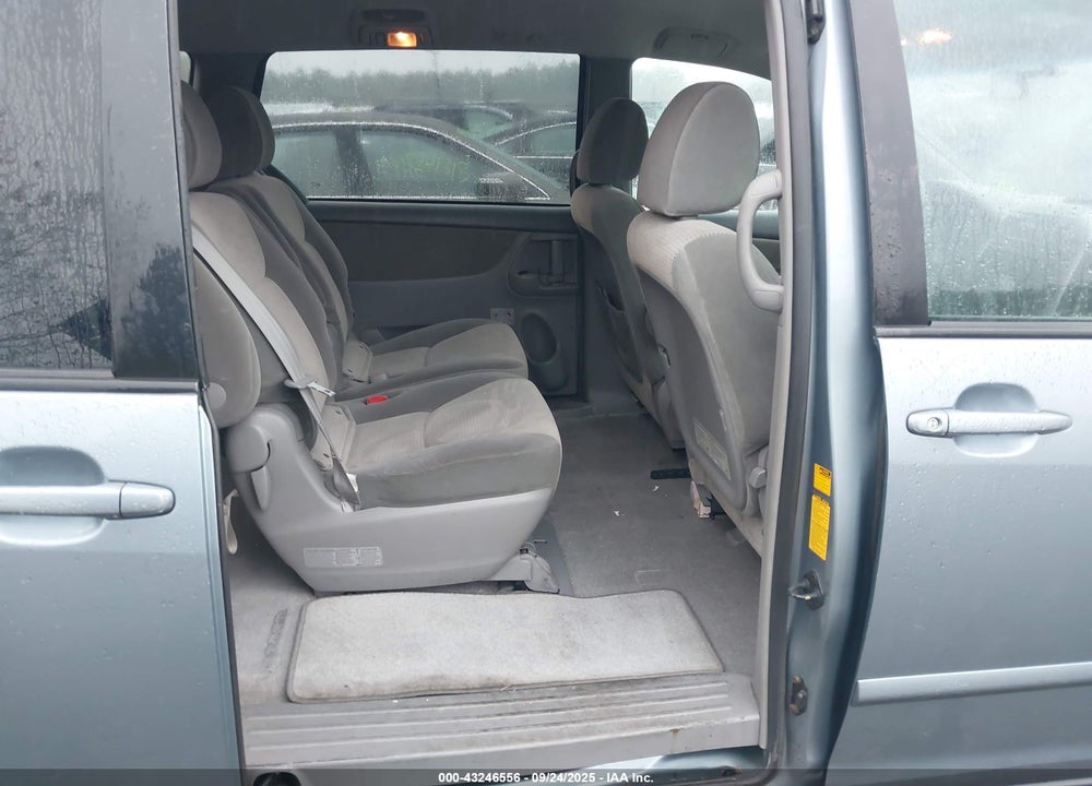2010 TOYOTA SIENNA CE/LE VIN: 5TDKK4CC8AS324618