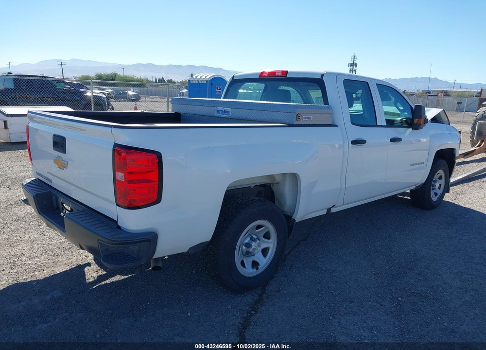 2018 CHEVROLET SILVERADO 1500 WT VIN: 1GCRCNEH2JZ195915
