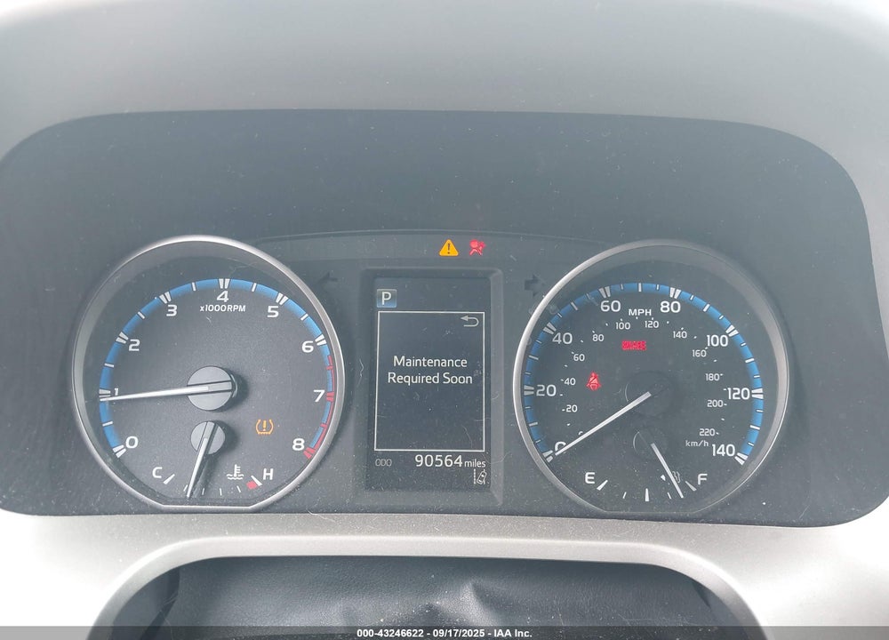 2017 TOYOTA RAV4 XLE VIN: 2T3RFREV8HW549533
