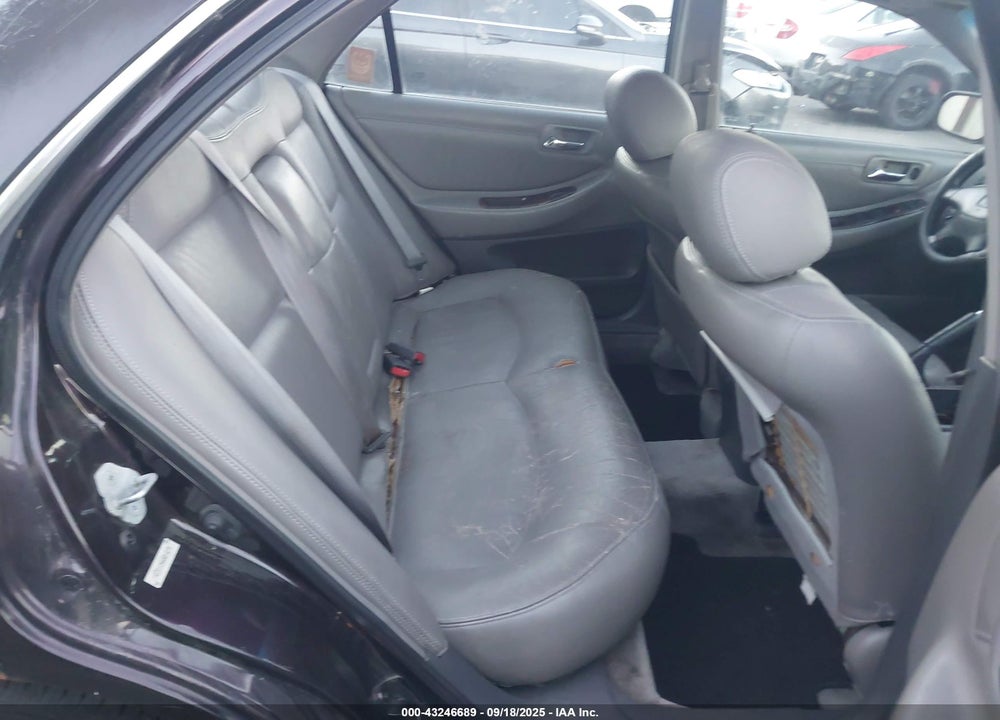 1998 HONDA ACCORD EX V6 VIN: 1HGCG1654WA018278