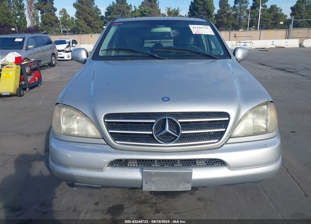 2000 MERCEDES-BENZ ML 320 VIN: 4JGAB54EXYA178162