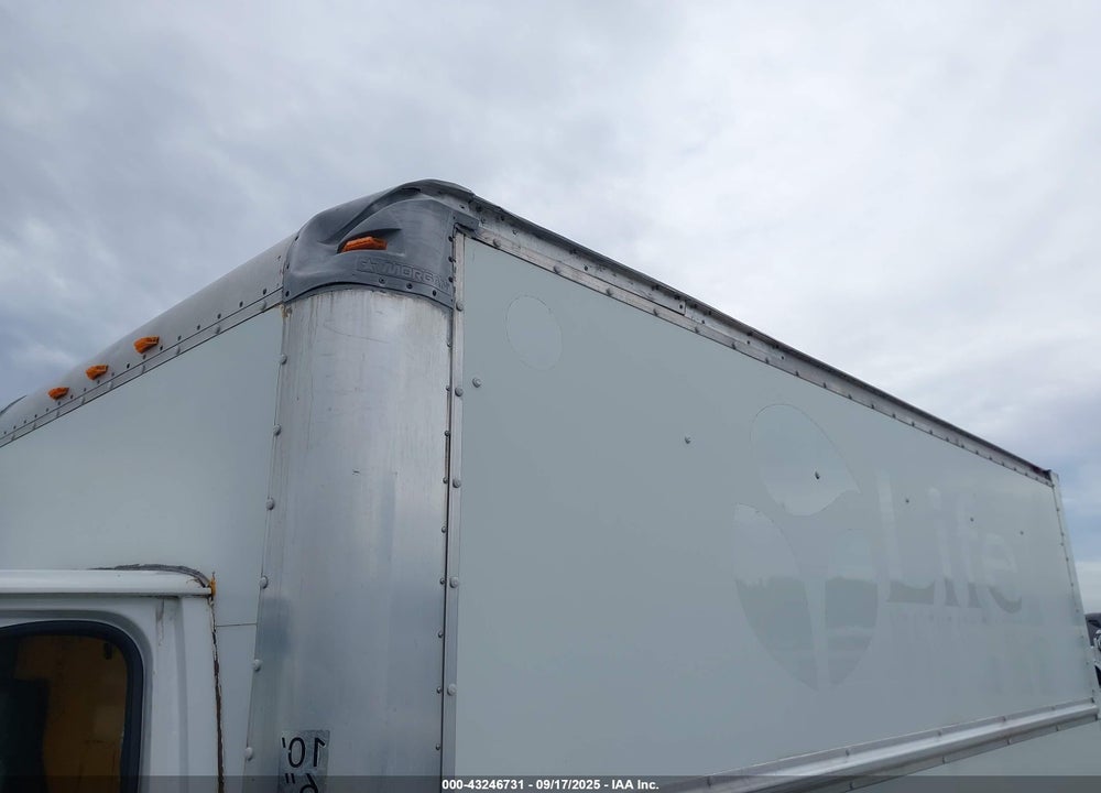 2011 FORD E-350 CUTAWAY VIN: 1FDWE3FL1BDA63923