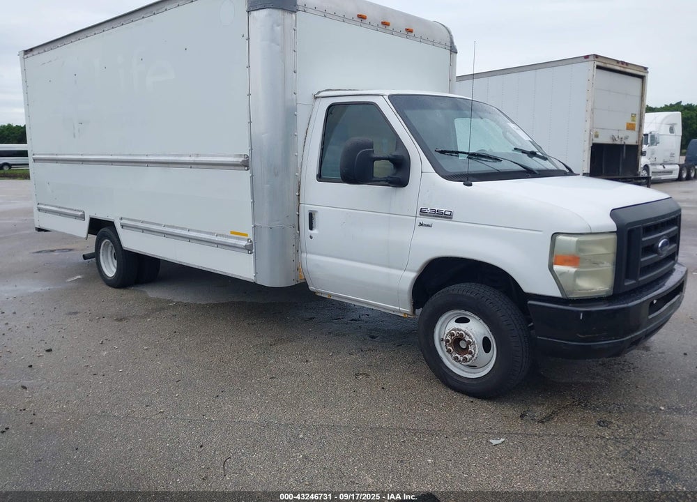 2011 FORD E-350 CUTAWAY VIN: 1FDWE3FL1BDA63923
