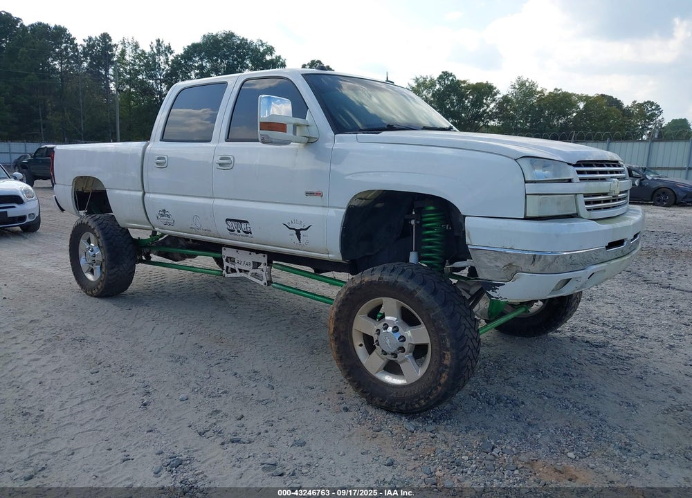 2004 CHEVROLET SILVERADO 2500HD LT VIN: 1GCHK23154F139623