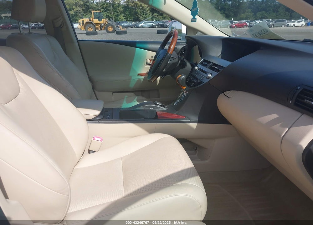 2011 LEXUS RX 450H VIN: JTJBC1BA9B2041680