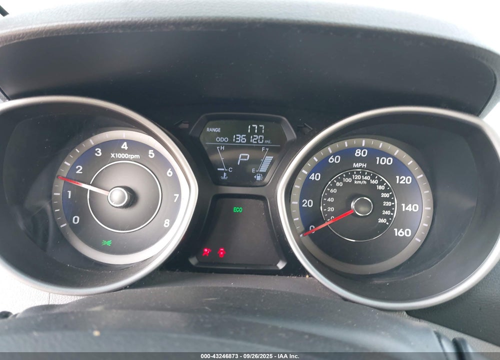 2013 HYUNDAI ELANTRA VIN: KMHDH4AEXDU945916