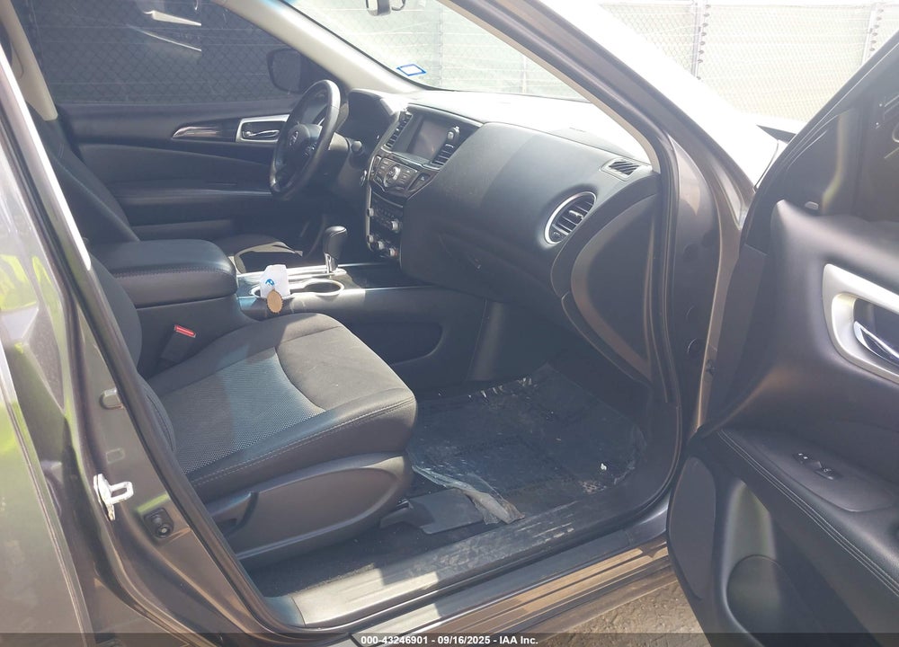 2019 NISSAN PATHFINDER VIN: 5N1DR2MN9KC629956