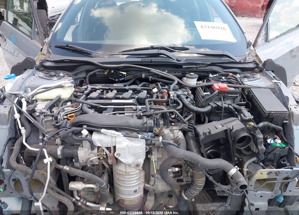 2018 HONDA CIVIC VIN: SHHFK7G4XJU217093