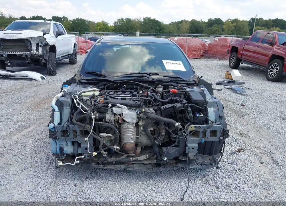 2018 HONDA CIVIC VIN: SHHFK7G4XJU217093