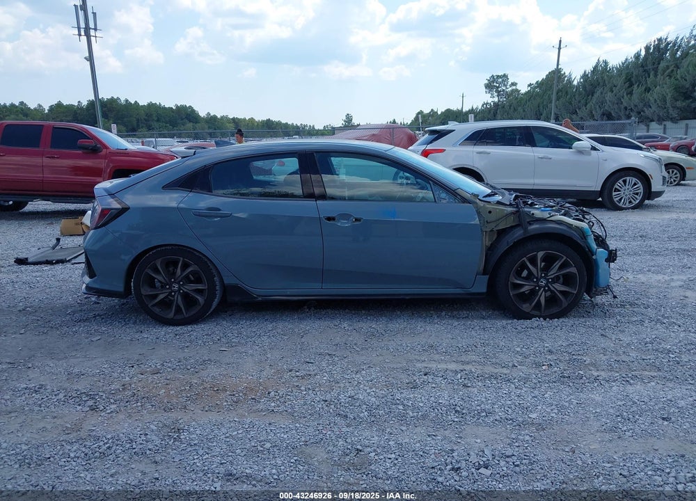 2018 HONDA CIVIC VIN: SHHFK7G4XJU217093