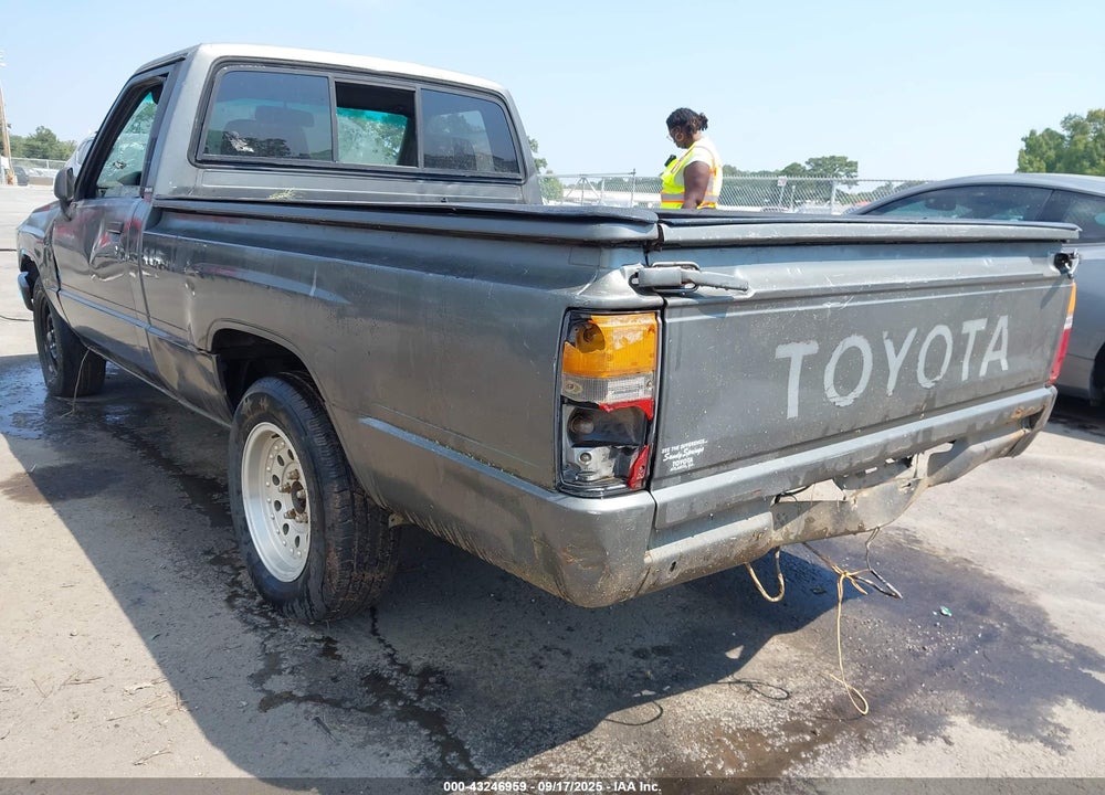 1988 TOYOTA PICKUP 1/2 TON RN50 VIN: JT4RN50R0J5156628