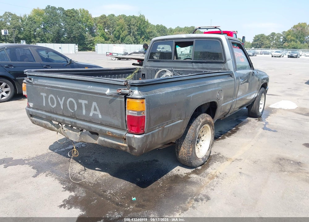 1988 TOYOTA PICKUP 1/2 TON RN50 VIN: JT4RN50R0J5156628