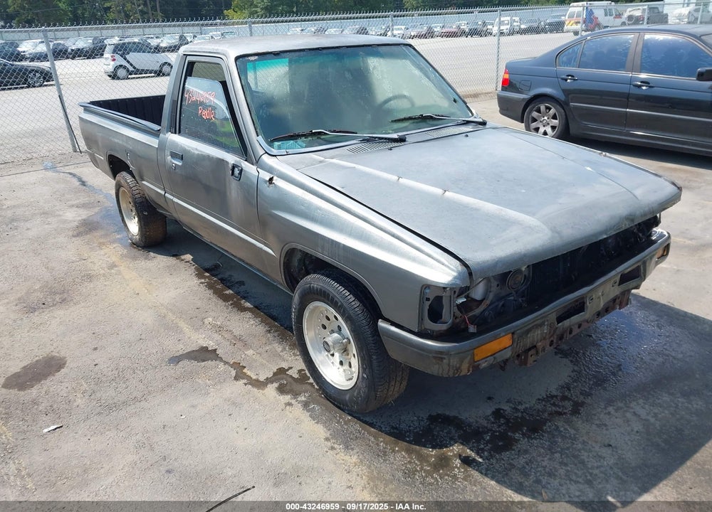 1988 TOYOTA PICKUP 1/2 TON RN50 VIN: JT4RN50R0J5156628