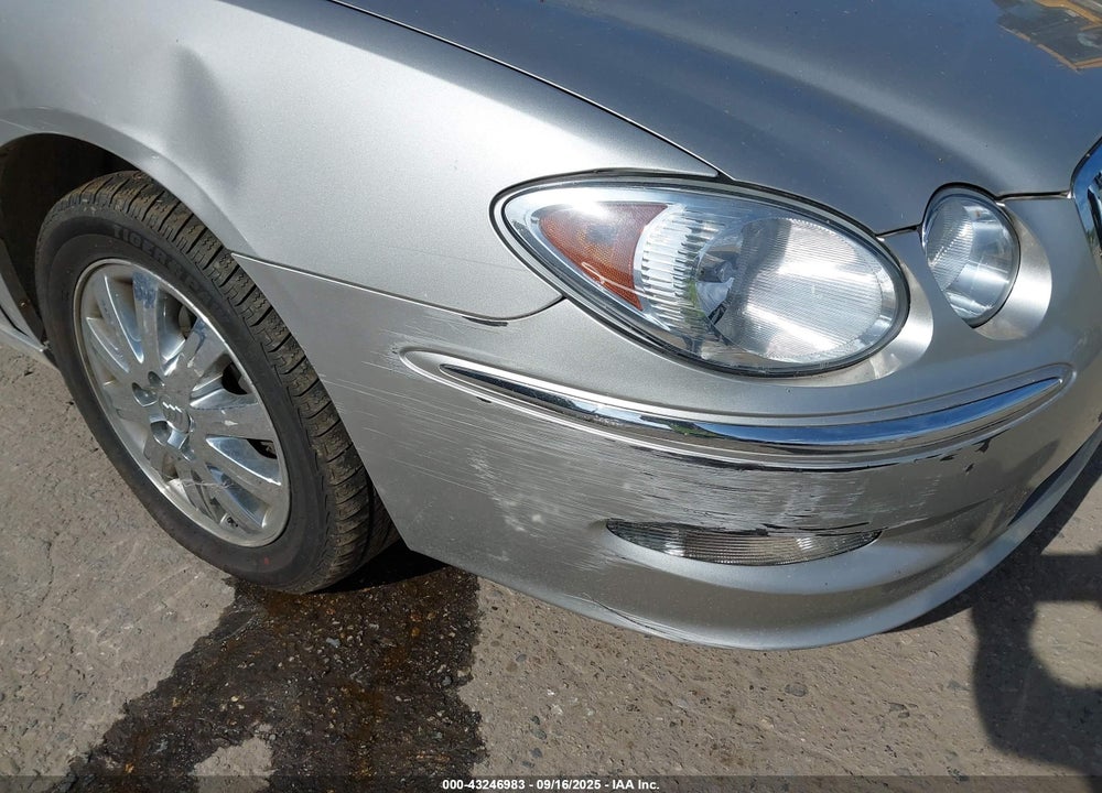 2008 BUICK LACROSSE CXL VIN: 2G4WD582X81199894