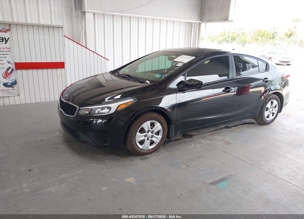 2018 KIA FORTE VIN: 3KPFK4A70JE284908