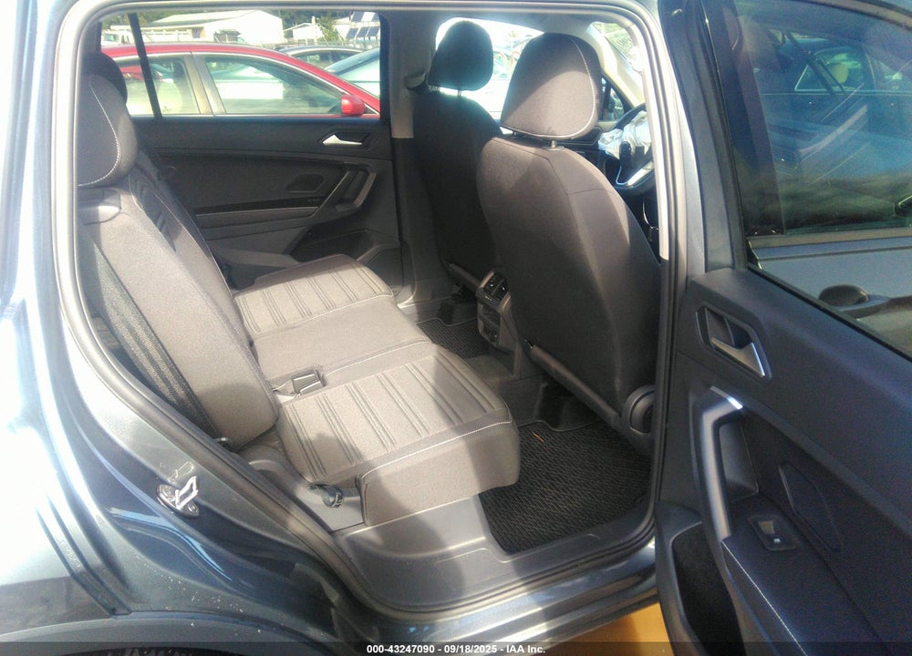 2024 VOLKSWAGEN TIGUAN VIN: 3VVRB7AXXRM126612