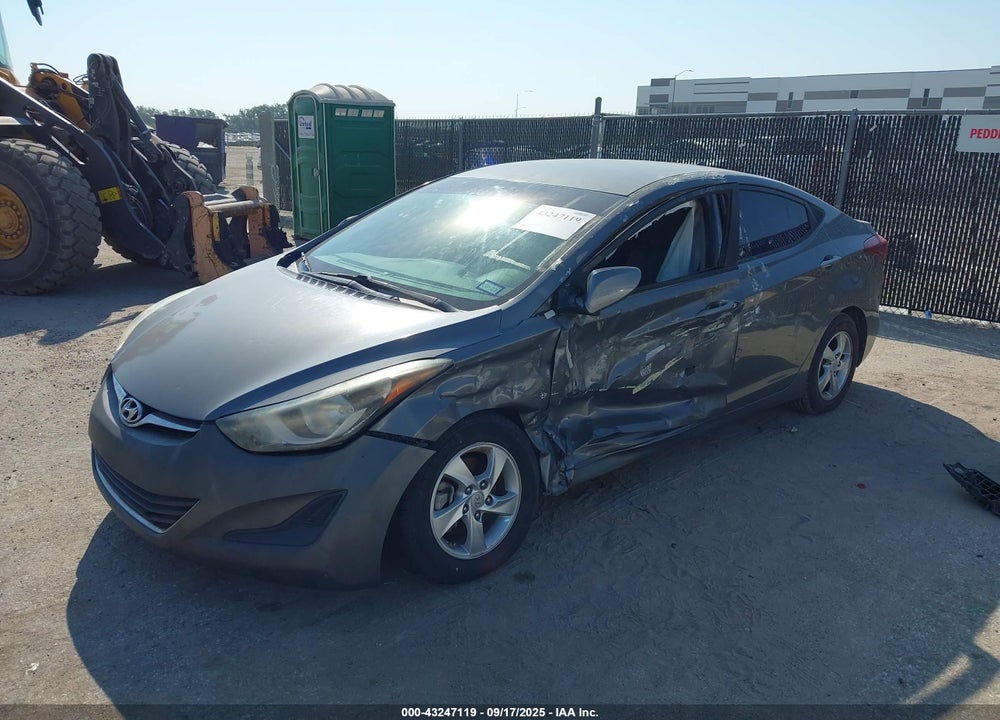 2014 HYUNDAI ELANTRA VIN: 5NPDH4AE6EH508897