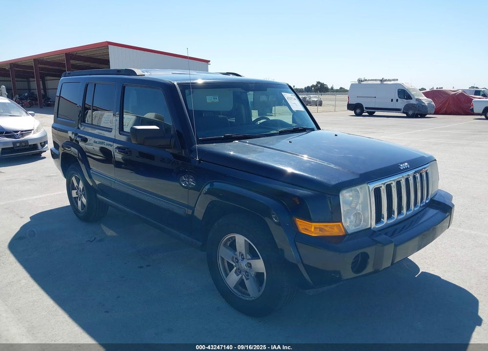 2008 JEEP COMMANDER SPORT VIN: 1J8HG48K08C175427