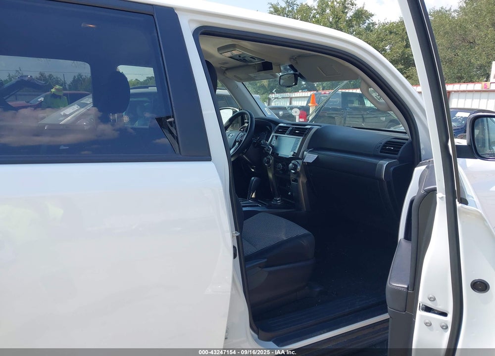 2024 TOYOTA 4RUNNER VIN: JTEMU5JR4R6246202
