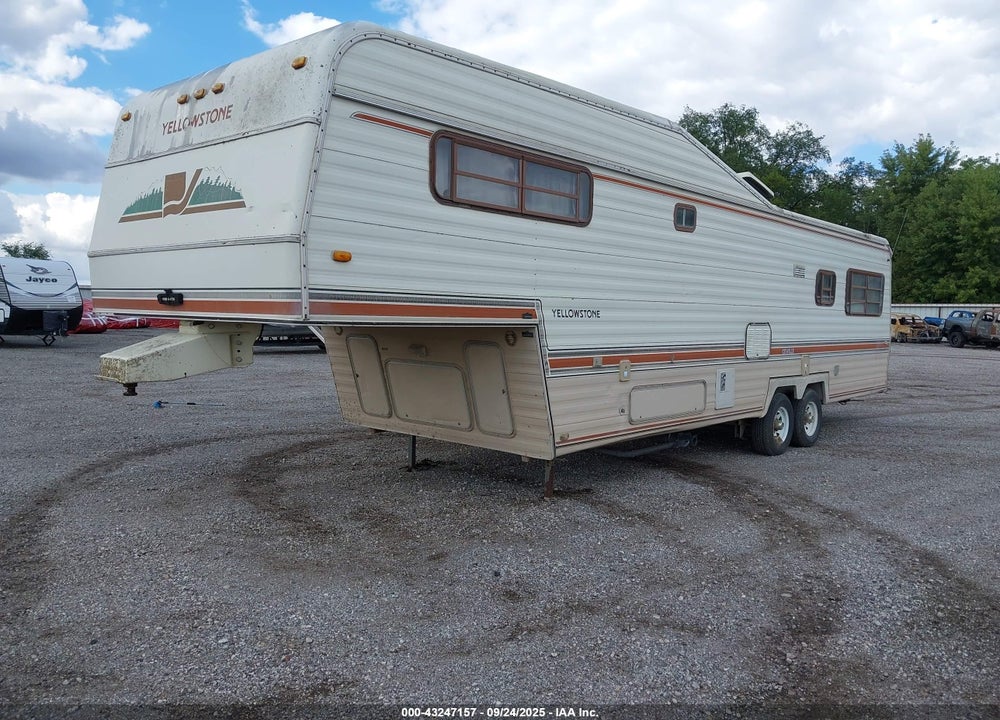 1986 YELLOWSTONE CEVILLE 631L VIN: 1YS300R21G1050287