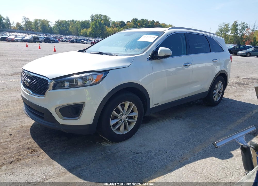 2016 KIA SORENTO VIN: 5XYPGDA34GG074228