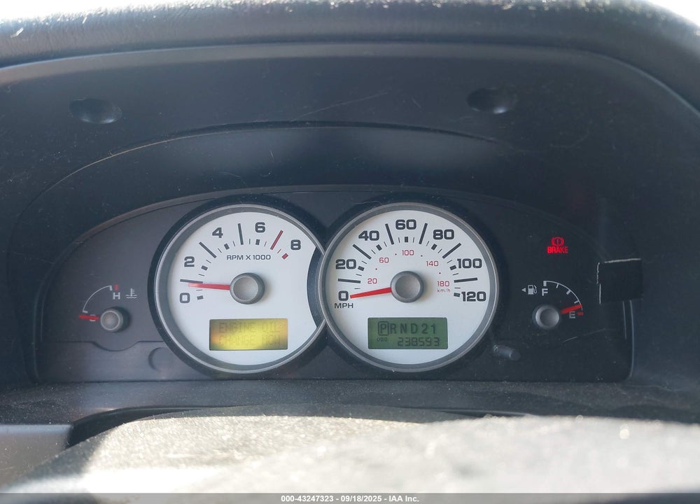 2005 FORD ESCAPE LIMITED VIN: 1FMCU94185KA94998