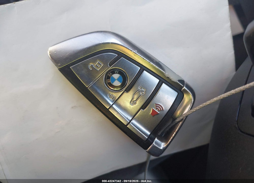 2014 BMW X5 VIN: 5UXKR6C5XE0J72079