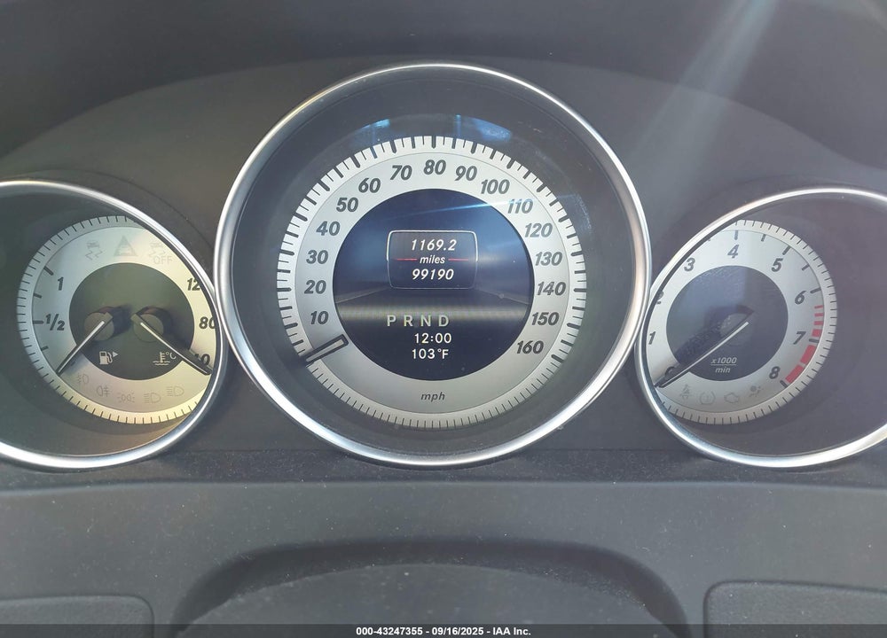 2013 MERCEDES-BENZ C CLASS VIN: WDDGF4HB7DR255973