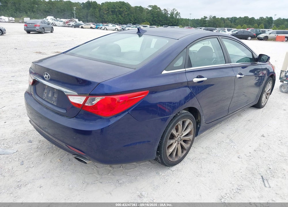 2011 HYUNDAI SONATA VIN: 5NPEC4AC5BH141715