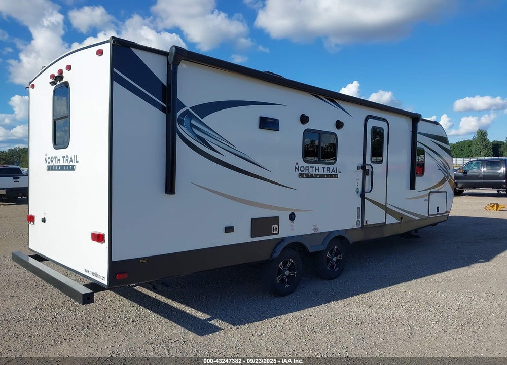 2021 HEARTLAND RV NORTHTRAIL ULTRA LITE TRAVEL TRAILER VIN: 5SFNB2924ME452068