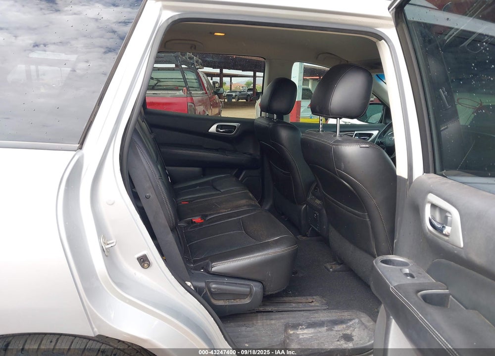 2014 NISSAN PATHFINDER VIN: 5N1AR2MN5EC689854