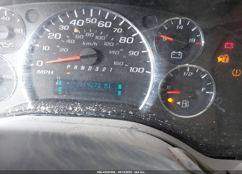 2008 CHEVROLET EXPRESS WORK VAN VIN: 1GCGG25C681156400