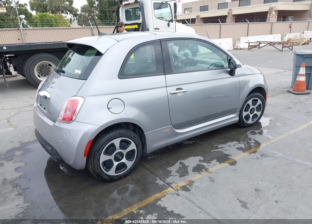 2016 FIAT 500E VIN: 3C3CFFGE0GT229666