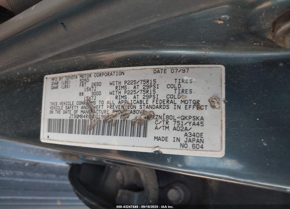 1997 TOYOTA 4RUNNER VIN: JT3GM84R8V0019644