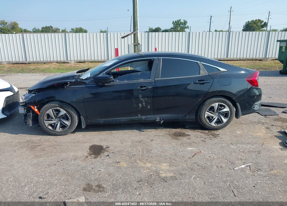 2019 HONDA CIVIC LX VIN: 19XFC2F62KE003646