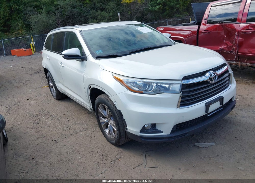 2015 TOYOTA HIGHLANDER XLE V6 VIN: 5TDJKRFH2FS089043