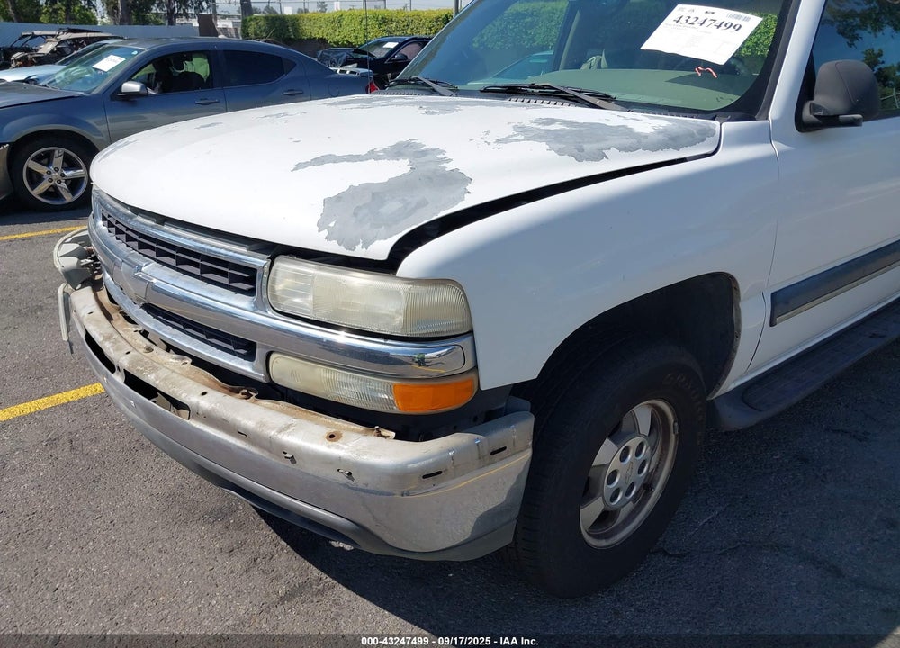 2002 CHEVROLET SUBURBAN 1500 LS VIN: 1GNEC16T72J106650